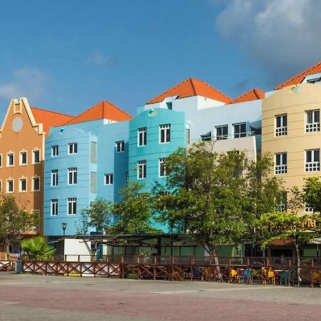 E M City Hotel Willemstad Exterior photo