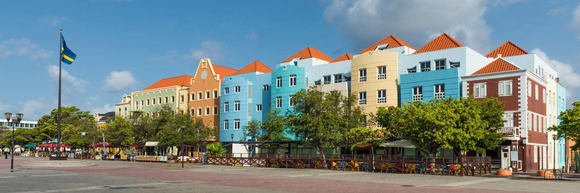 E M City Hotel Willemstad Exterior photo